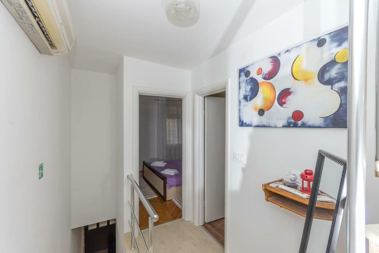 Villa Dalmatinska Kuca Blanka Kaštela Exterior foto