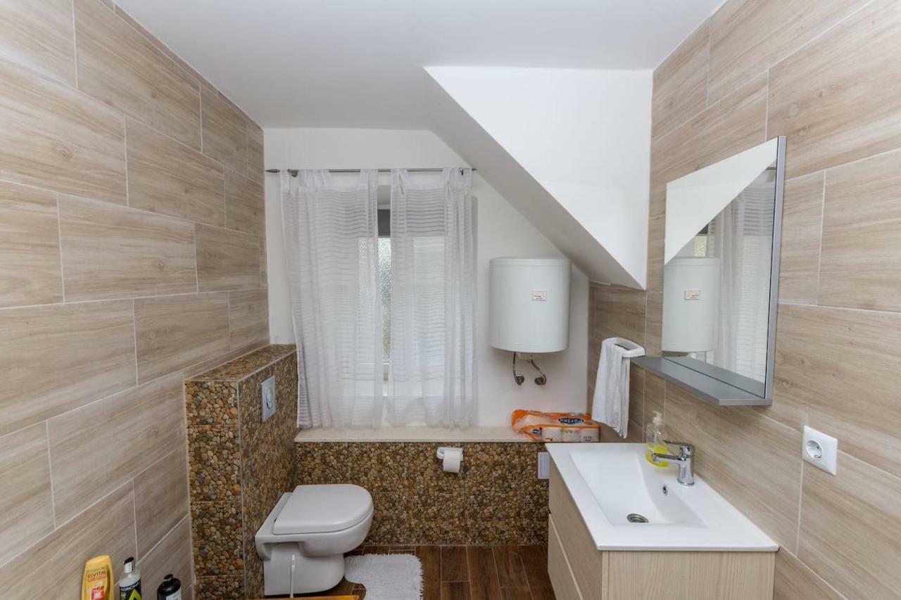 Villa Dalmatinska Kuca Blanka Kaštela Exterior foto